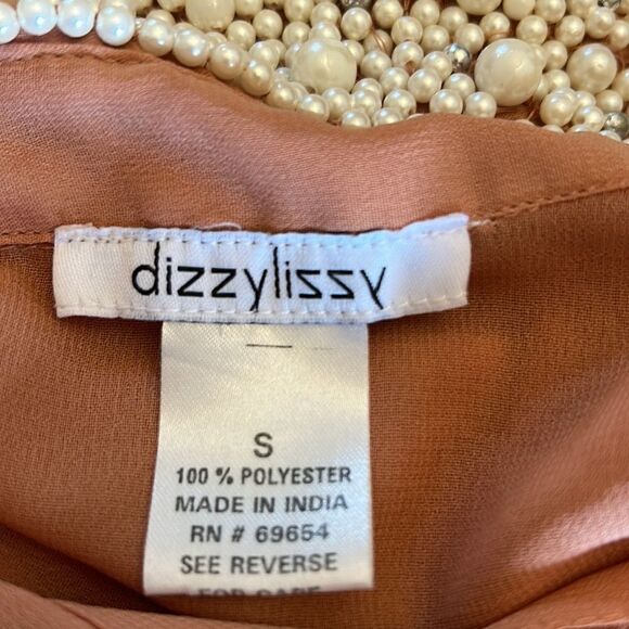 dizzy lizzy apricot sleeveless blouse with faux pearl collar Size S - Picture 9 of 10